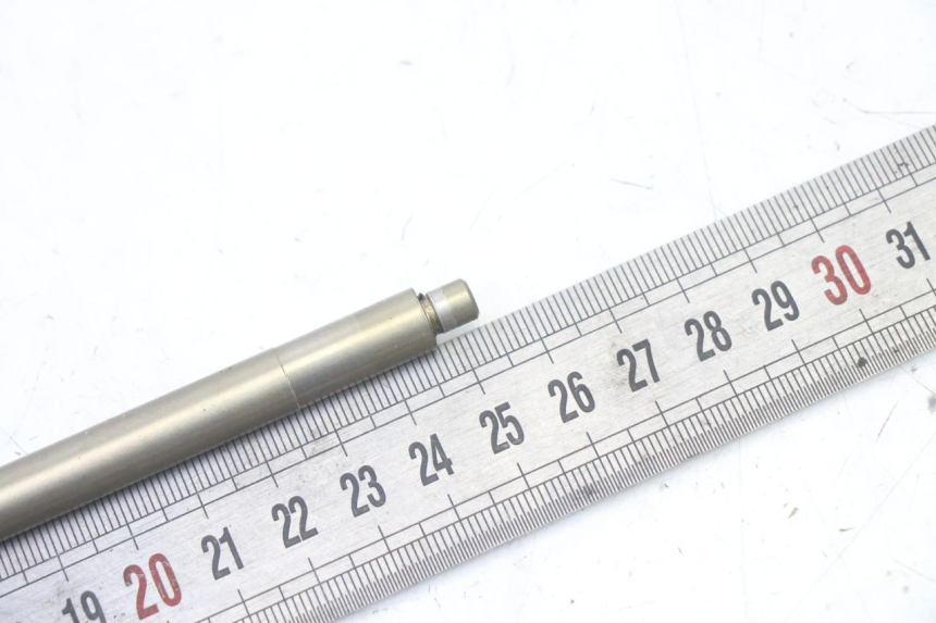 photo de ARBRE EMBRAYAGE BMW K 75 RT 750 (1989 - 1997) - Gros plan technique