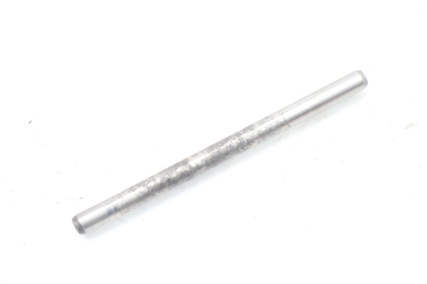 photo de ARBRE EMBRAYAGE SUZUKI GSF S BANDIT 600 (2000 - 2004) - Zoom état d’usage