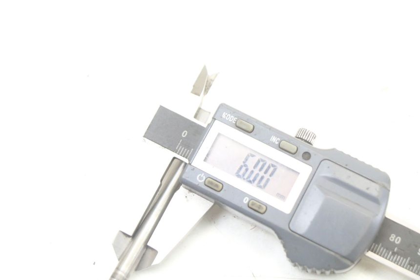 photo de ARBRE EMBRAYAGE SUZUKI GSX F GSXF 650 (2007 - 2015) - Autre angle de vue