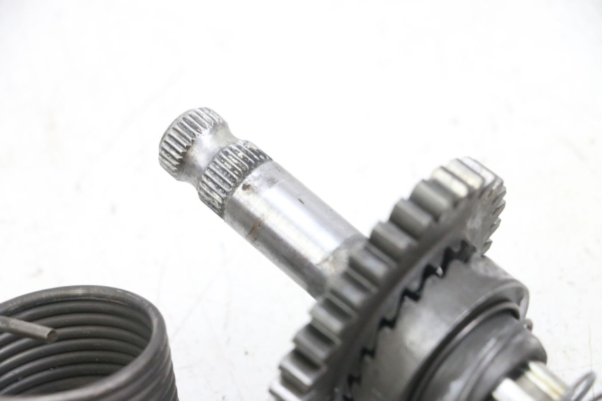 photo de Kickstarter shaft HYOSUNG GF 125 (2001 - 2005) - Gros plan technique