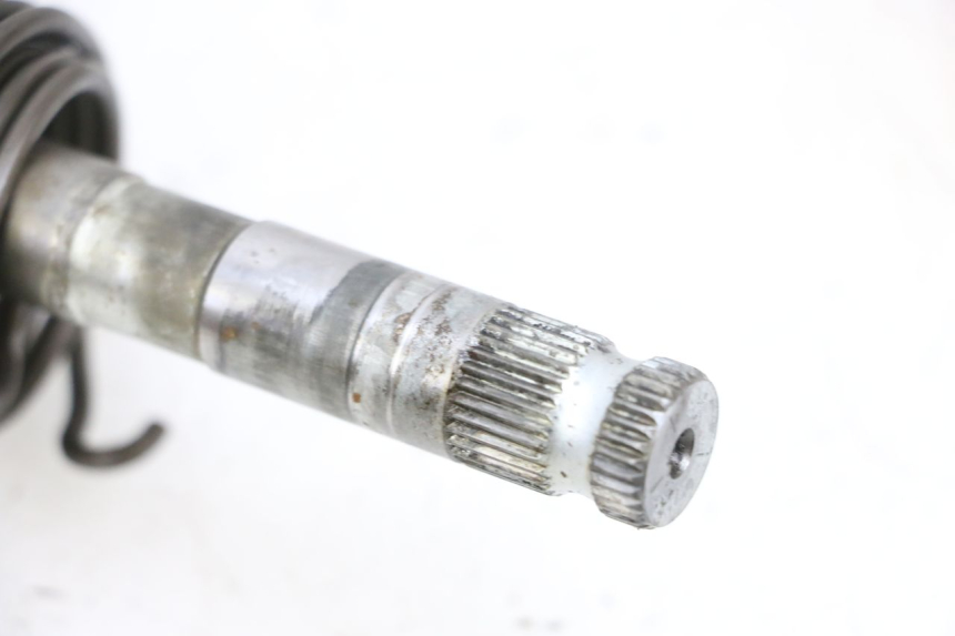 photo de ARBRE KICK KYMCO ZING 125 (1997 - 2003) - Gros plan technique