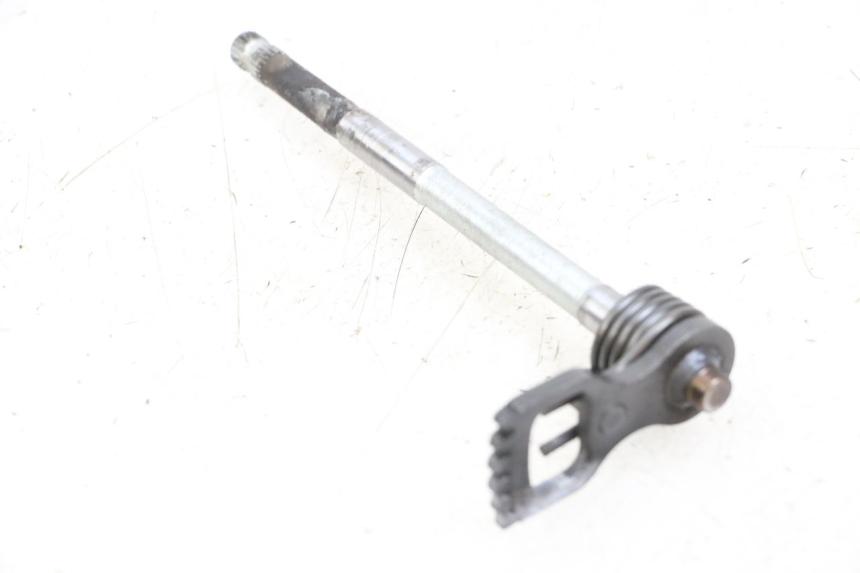 photo de Gear shift shaft HYOSUNG GF 125 (2001 - 2005) - Autre angle de vue