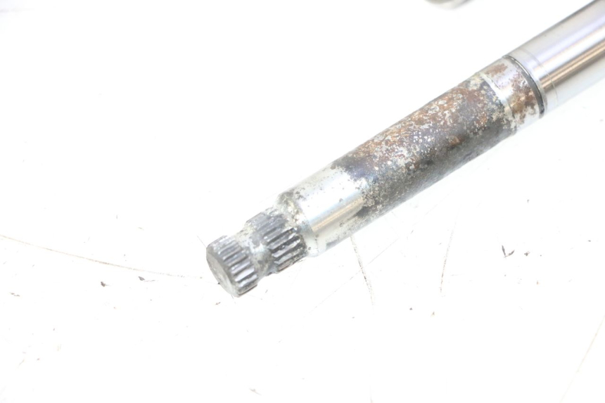 photo de ARBRE SELECTEUR SUZUKI GSR 600 (2005 - 2012) - Gros plan technique