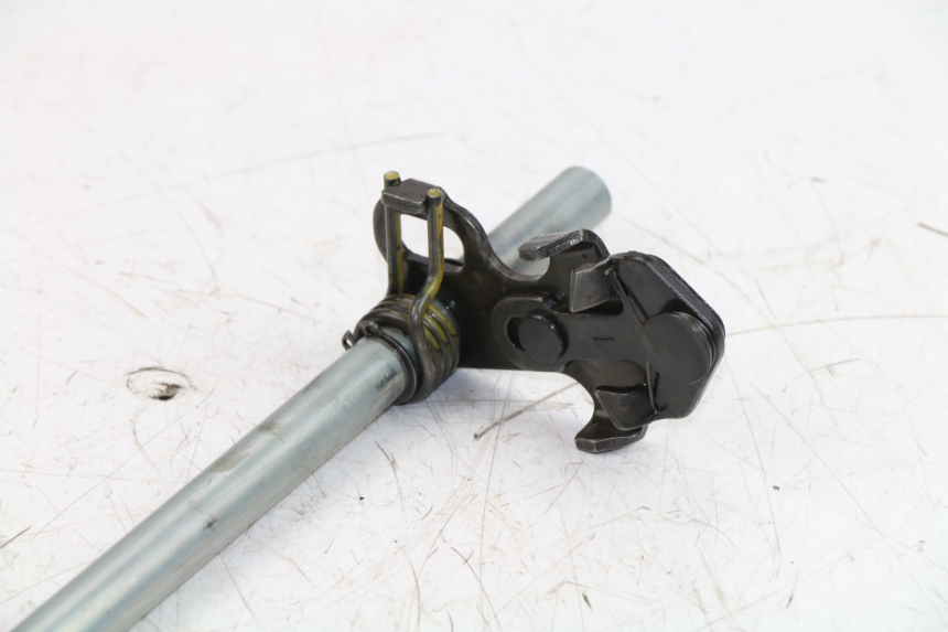 photo de ARBRE SELECTEUR HONDA CBR F 600 (1991 - 1994) - Détail de la pièce