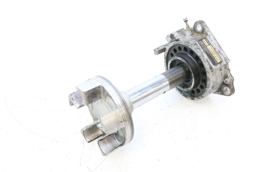 photo de ARBRE TRANSMISSION YAMAHA WAVE RUNNER GP R 1200 (2000 - 2003) - Vue principale