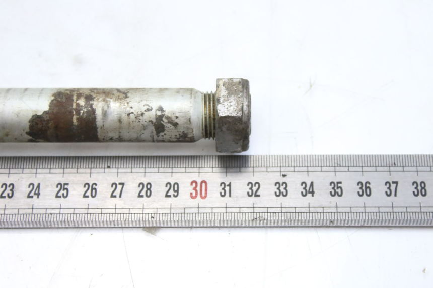 photo de AXE BRAS OSCILLANT HONDA CBF 500 (2004 - 2007) - Points de fixation