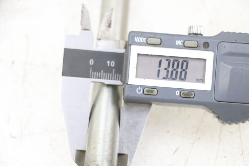 photo de AXE BRAS OSCILLANT KSR CODE 125 (2018 - 2020) - Détail de la pièce