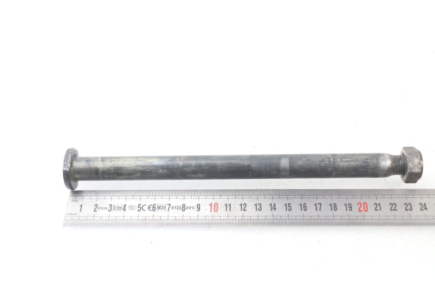 photo de AXE BRAS OSCILLANT HONDA CR 125 (2000 - 2001) - Zoom état d’usage