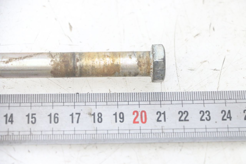 photo de AXE BRAS OSCILLANT HONDA CRF-F CRF F 110 (2019 - 2022) - Zoom état d’usage