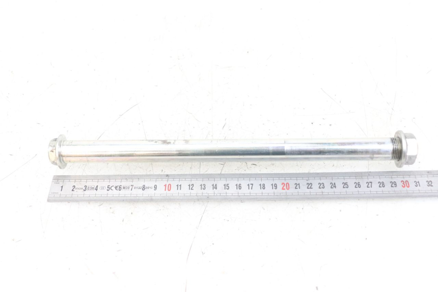 photo de AXE BRAS OSCILLANT KAWASAKI ER-6 ER6 N 650 (2012 - 2016) - Zoom état d’usage