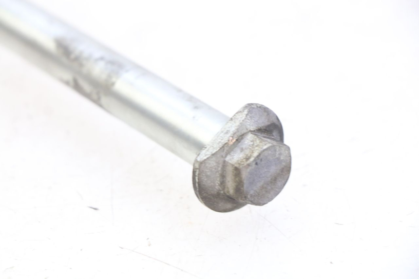 photo de AXE BRAS OSCILLANT YAMAHA FJ 3CX 1200 (1986 - 1996) - Gros plan technique