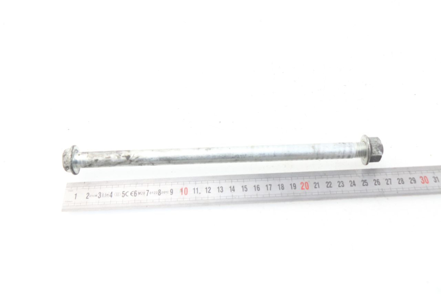 photo de AXE BRAS OSCILLANT KAWASAKI GPZ S 500 (1994 - 2005) - Zoom état d’usage