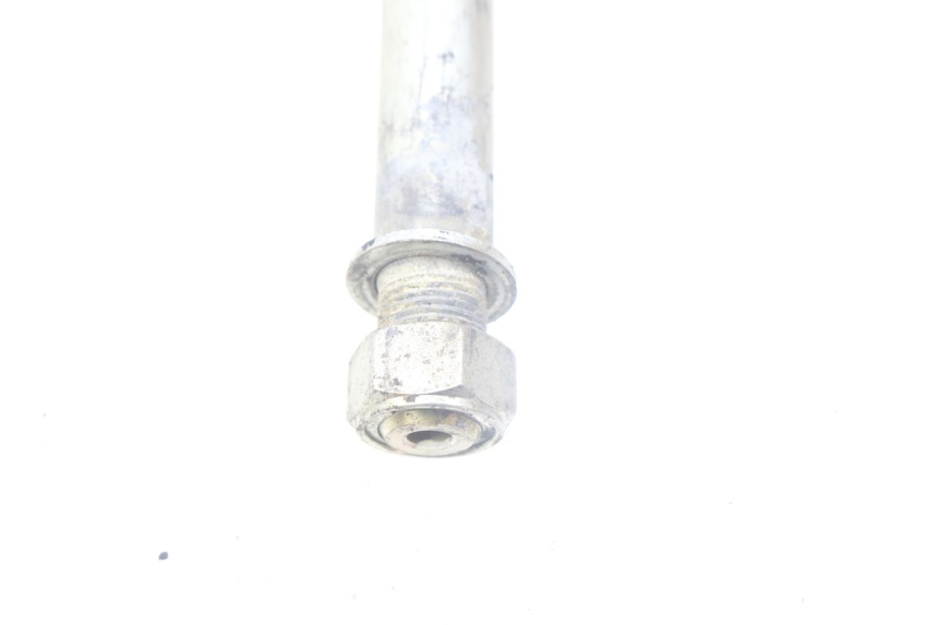 photo de AXE BRAS OSCILLANT SUZUKI GSF S BANDIT 600 (2000 - 2004) - Gros plan technique