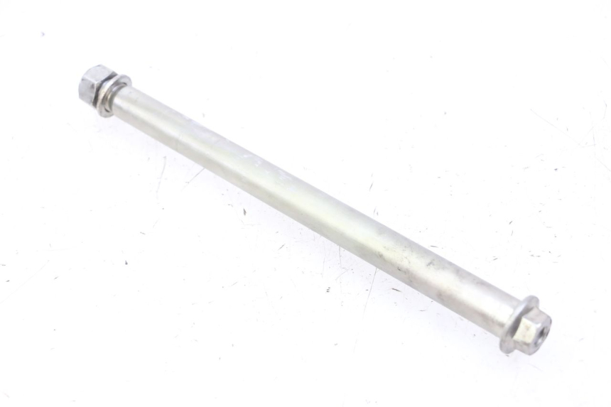 photo de AXE BRAS OSCILLANT SUZUKI GSR 750 (2011 - 2017) - Gros plan technique