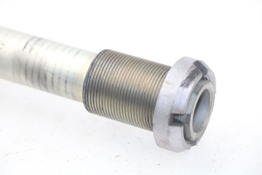 photo de AXE BRAS OSCILLANT SUZUKI GSX-R GSXR 600 (2001 - 2003) - Vue d’ensemble