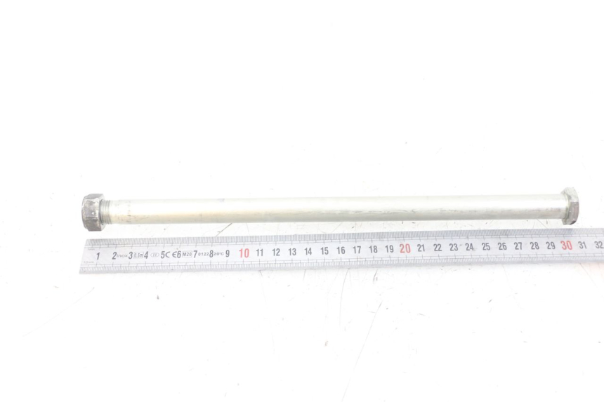 photo de AXE BRAS OSCILLANT YAMAHA MT-07 MT07 ABS 700 (2014 - 2017) - Zoom état d’usage