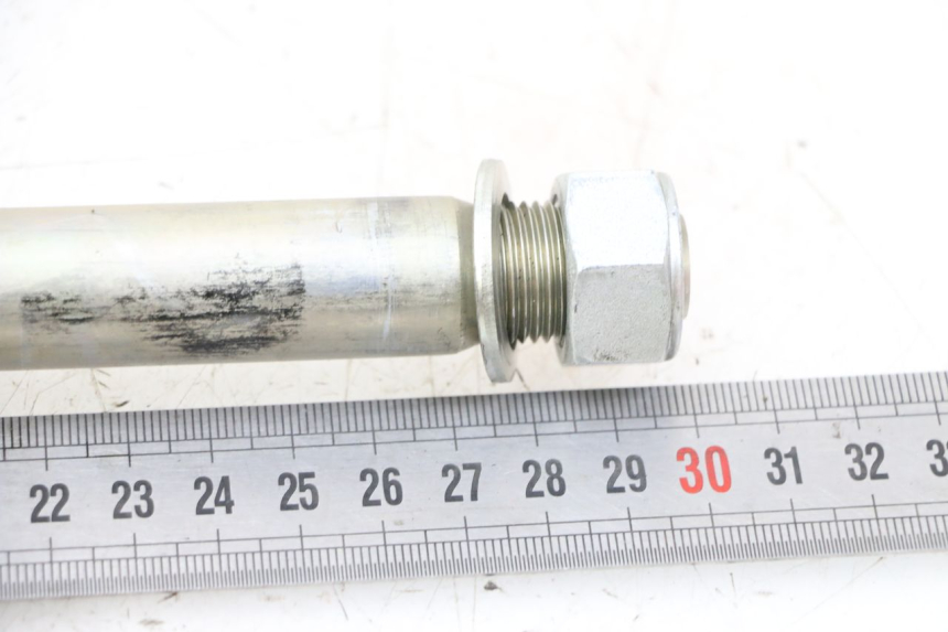 photo de AXE BRAS OSCILLANT SUZUKI GSX F GSXF 650 (2007 - 2015) - Zoom état d’usage