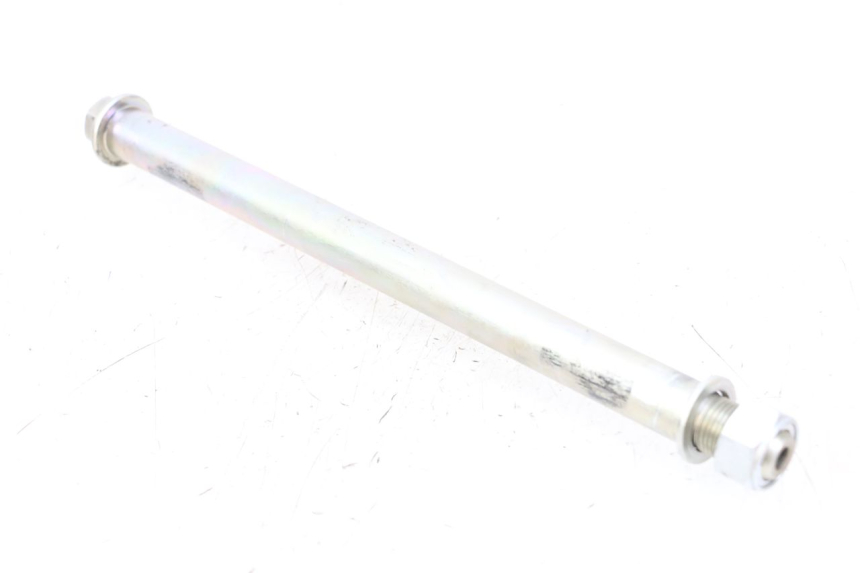 photo de AXE BRAS OSCILLANT SUZUKI GSX F GSXF 650 (2007 - 2015) - Gros plan technique