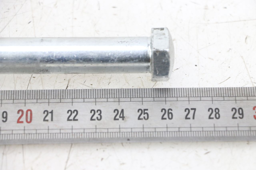 photo de AXE BRAS OSCILLANT YAMAHA TDR DELTABOX 125 (1997 - 2003) - Zoom état d’usage