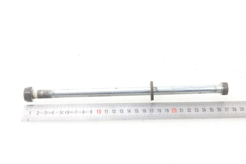 photo de AXE BRAS OSCILLANT YAMAHA TW 125 (1998 - 2002) - Zoom état d’usage