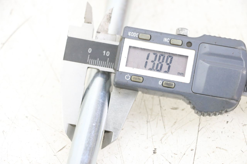 photo de AXE BRAS OSCILLANT VENT DERAPAGE 50 (2018 - 2023) - Détail de la pièce