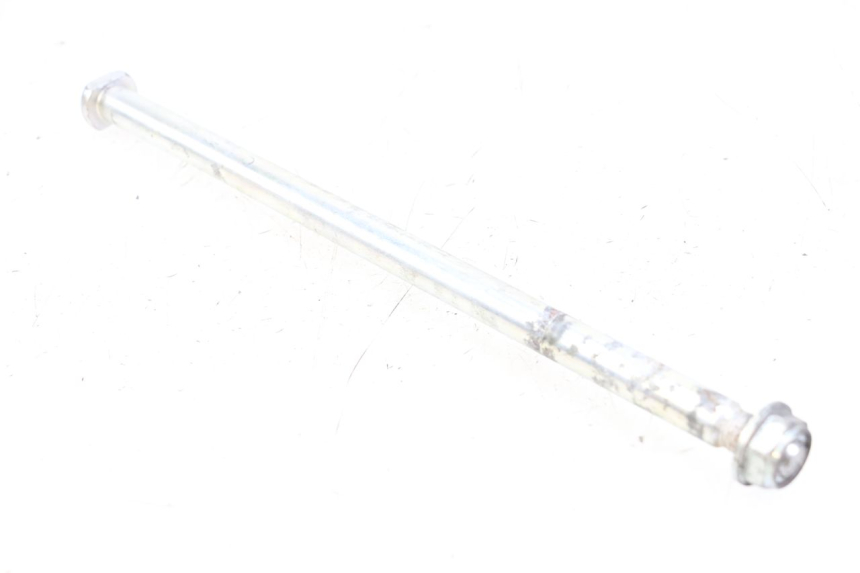 photo de AXE BRAS OSCILLANT YAMAHA XJ6 ABS 600 (2008 - 2016) - Gros plan technique