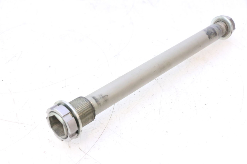 photo de AXE BRAS OSCILLANT YAMAHA YZF R6 600 (2008 - 2009) - Détail de la pièce