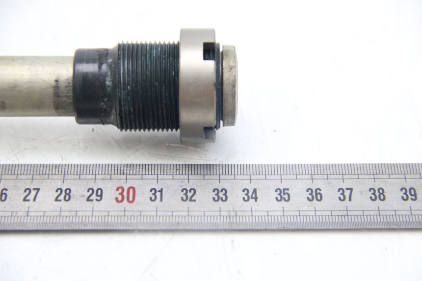 photo de AXE BRAS OSCILLANT KAWASAKI Z ABS 1000 (2014 - 2020) - Vue d’ensemble