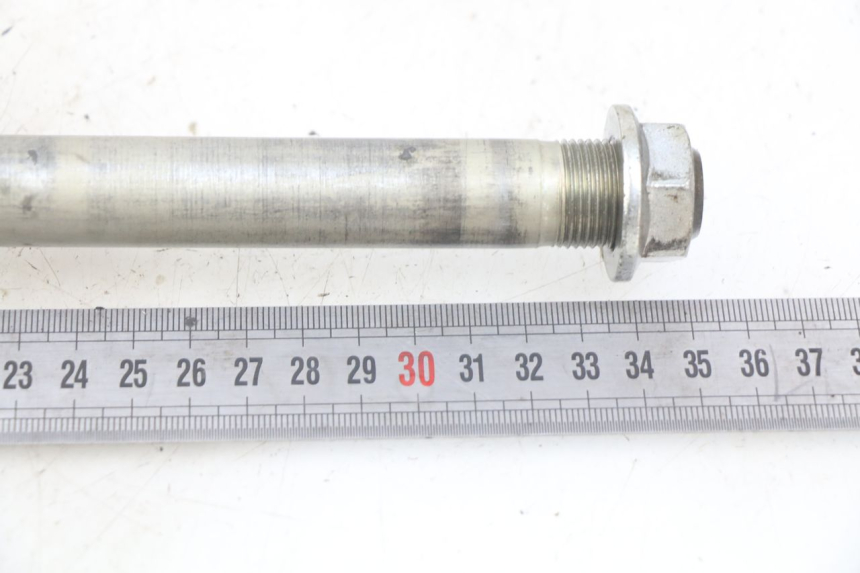 photo de AXE BRAS OSCILLANT KAWASAKI Z 750 (2007 - 2013) - Zoom état d’usage