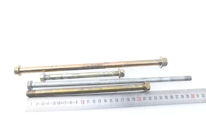 photo de AXE MOTEUR MV AGUSTA BRUTALE R WALLY 910 (2008 - 2008) - Vue d’ensemble