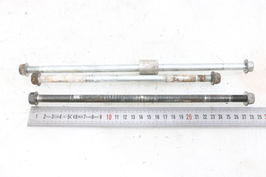 photo de AXE MOTEUR SUZUKI BURGMAN 650 (2013 - 2020) - Vue d’ensemble