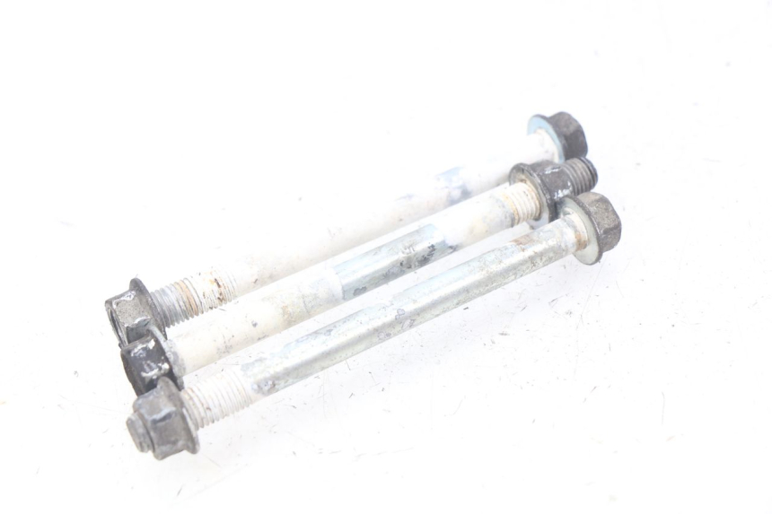 photo de AXE MOTEUR HONDA CBR R 125 (2003 - 2006) - Vue principale