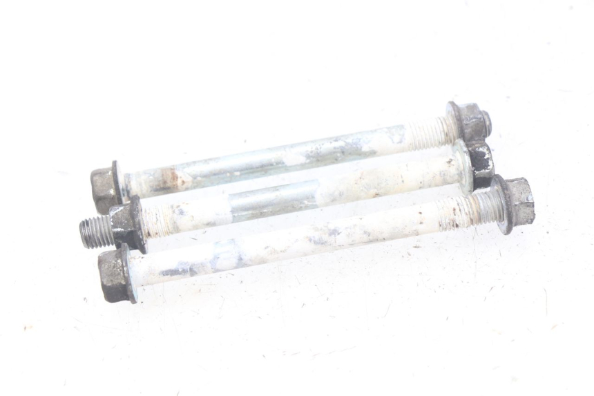 photo de AXE MOTEUR HONDA CBR R 125 (2003 - 2006) - Autre angle de vue