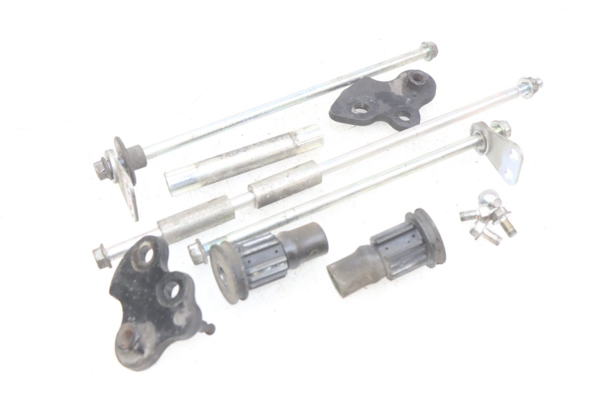 photo de AXE MOTEUR HONDA FJS SILVERWING SILVER WING 400 (2009 - 2016) - Vue principale