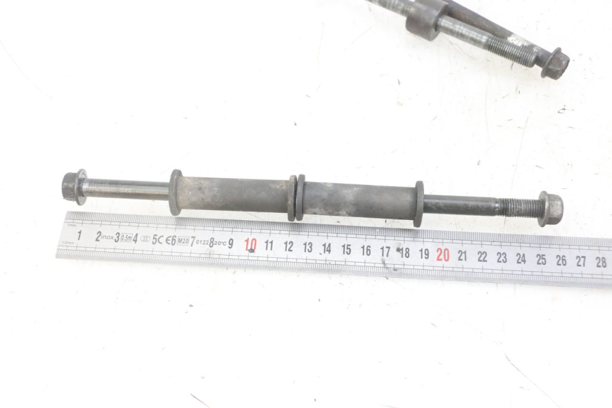 photo de AXE MOTEUR SUZUKI GS GSE 500 (2001 - 2003) - Vue d’ensemble