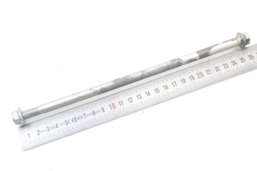 photo de AXE MOTEUR SUZUKI GSR 750 (2011 - 2017) - Détail de la pièce