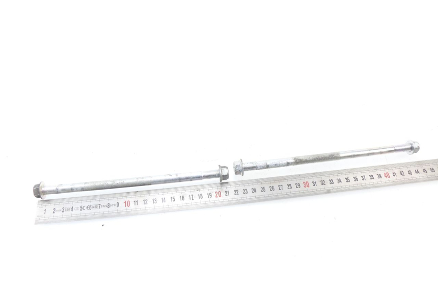 photo de AXE MOTEUR SUZUKI GSX-R GSXR 600 (2008 - 2010) - Gros plan technique