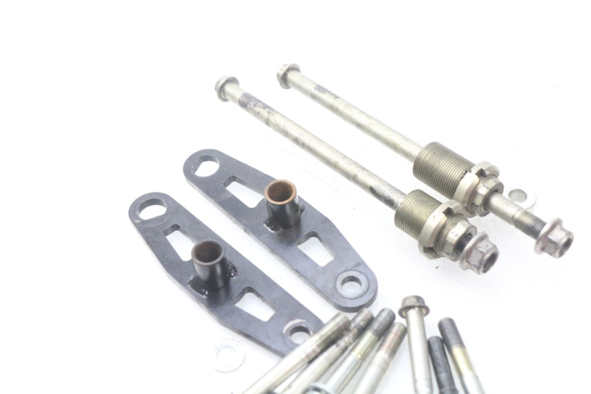 photo de AXE MOTEUR SUZUKI GSX-R GSXR K16 1000 (2012 - 2016) - Autre angle de vue