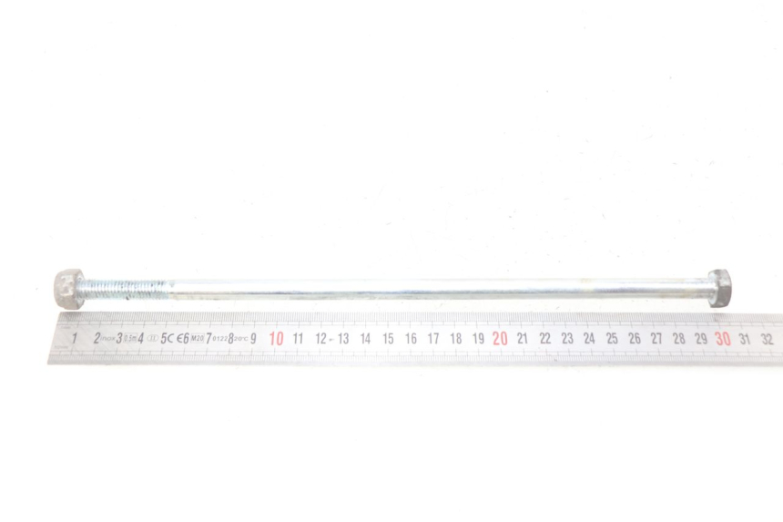 photo de AXE MOTEUR PIAGGIO MP3 LT 400 (2007 - 2012) - Gros plan technique