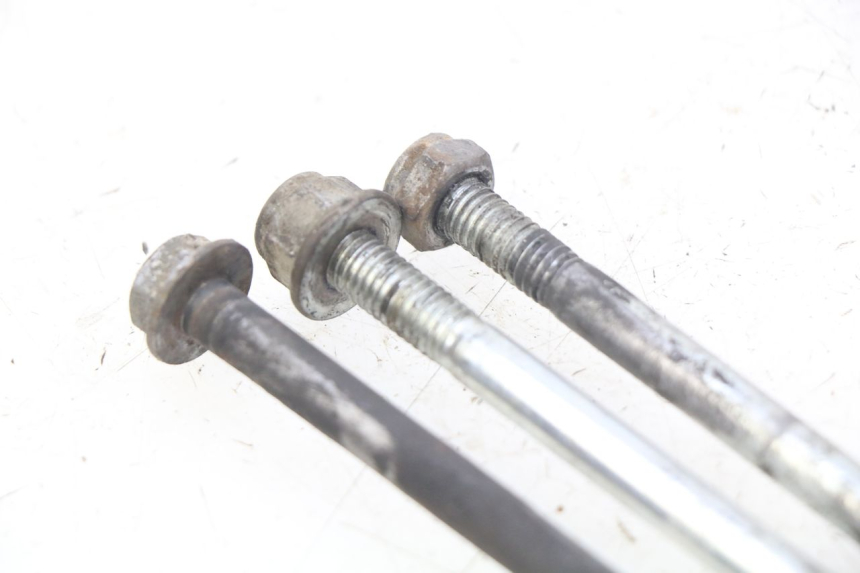 photo de AXE MOTEUR RIEJU MRT 50 (2009 - 2017) - Zoom état d’usage