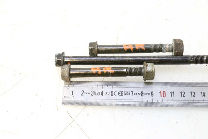 photo de AXE MOTEUR KYMCO MXU R 250 (2004 - 2010) - Autre angle de vue