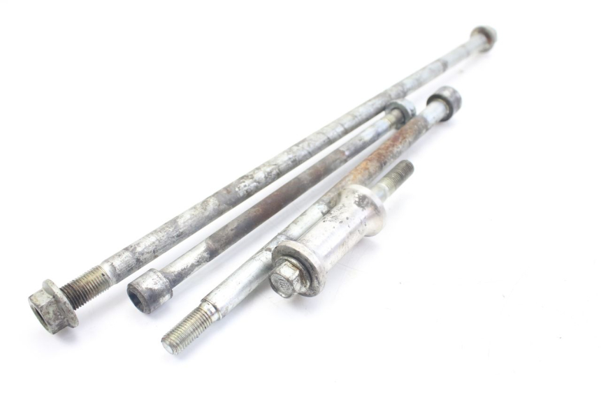 photo de AXE MOTEUR HONDA VFR FI RC46 800 (1998 - 2001) - Autre angle de vue