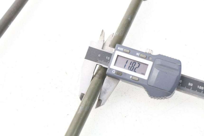 photo de AXE MOTEUR YAMAHA XP T-MAX TMAX ABS 500 (2004 - 2007) - Détail de la pièce