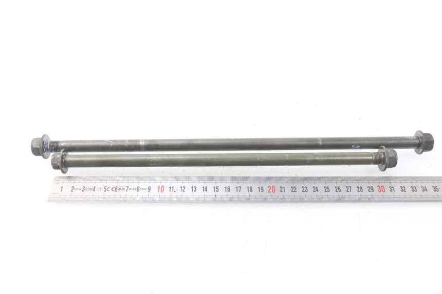 photo de AXE MOTEUR YAMAHA XP T-MAX TMAX ABS 500 (2004 - 2007) - Points de fixation