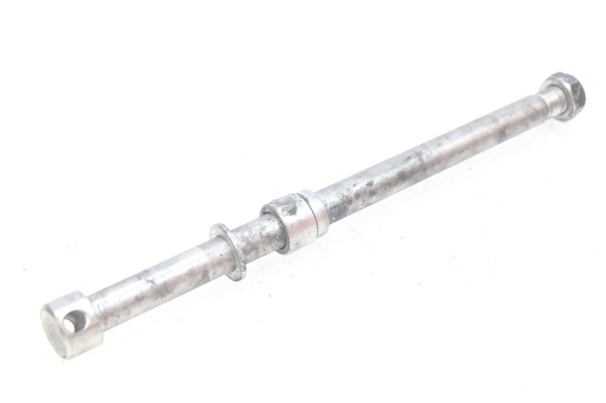 photo de AXE ROUE ARRIERE ROYAL ENFIELD BULLET CLASSIC 500 (2017 - 2020) - Vue principale