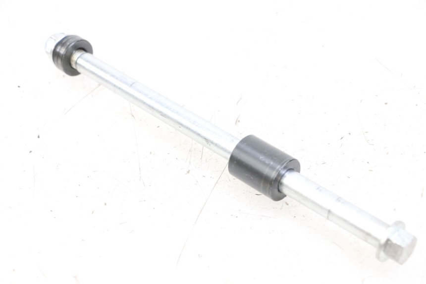 photo de AXE ROUE ARRIERE ARCHIVE CAFE RACER 4T 50 (2019 - 2024) - Autre angle de vue