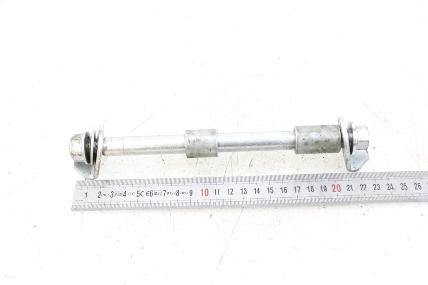 photo de AXE ROUE ARRIERE RSR DIRT BIKE 150 - Zoom état d’usage