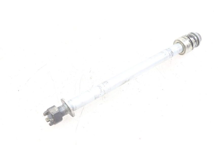 photo de AXE ROUE ARRIERE KAWASAKI ER-6 ER6 N 650 (2012 - 2016) - Gros plan technique