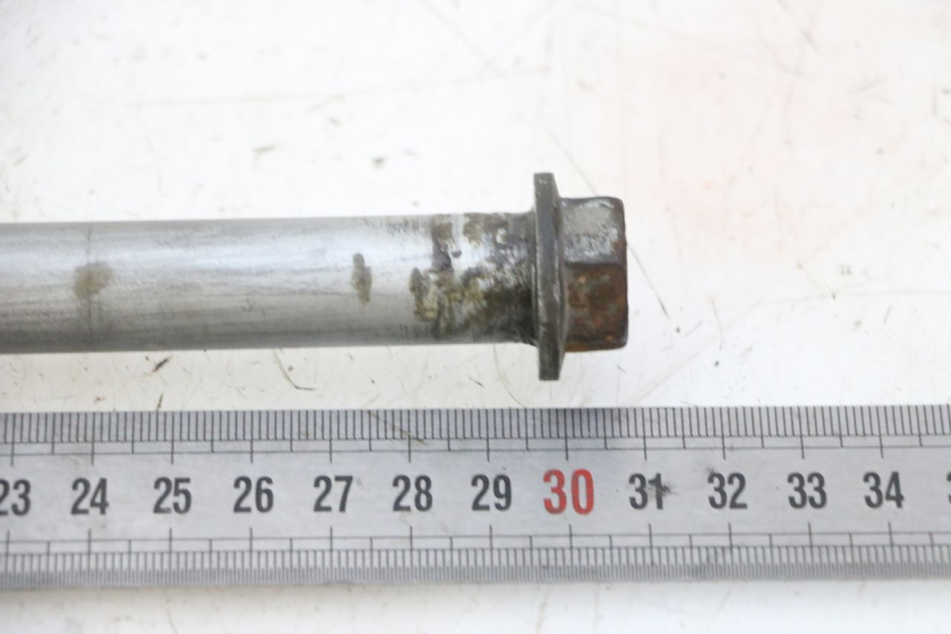 photo de AXE ROUE ARRIERE APRILIA ETX 125 (1998 - 2002) - Zoom état d’usage