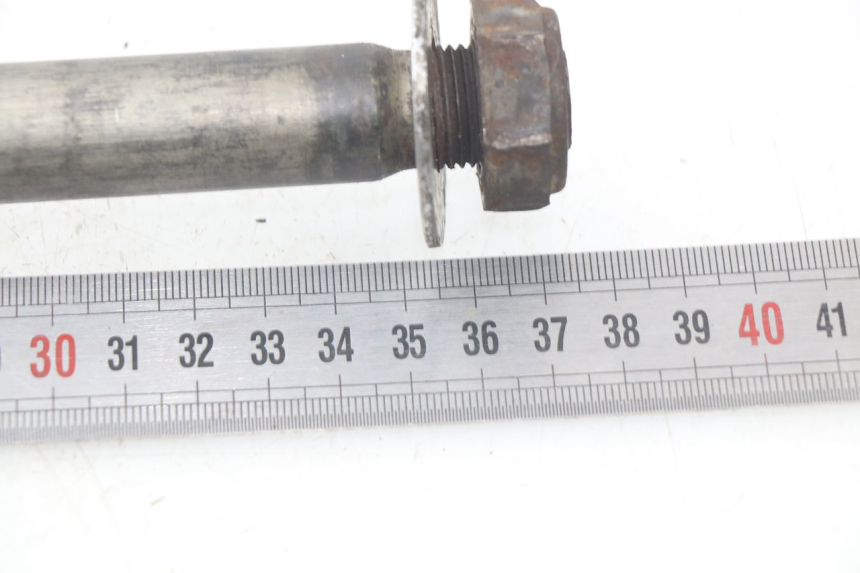 photo de AXE ROUE ARRIERE YAMAHA FJR ABS 1300 (2006 - 2012) - Détail de la pièce